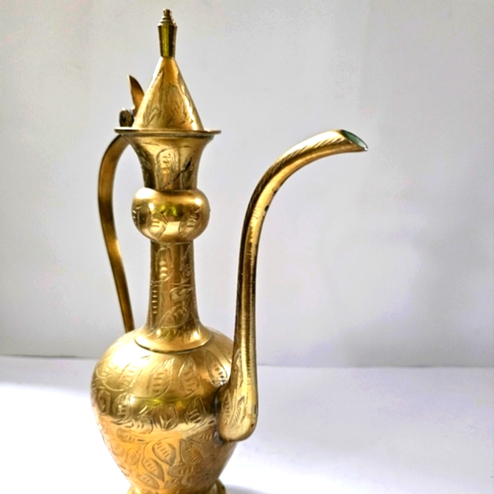 Vintage Sarna Etched Brass Tea Pot Genie bottle Mediterranean Hinged Lid India